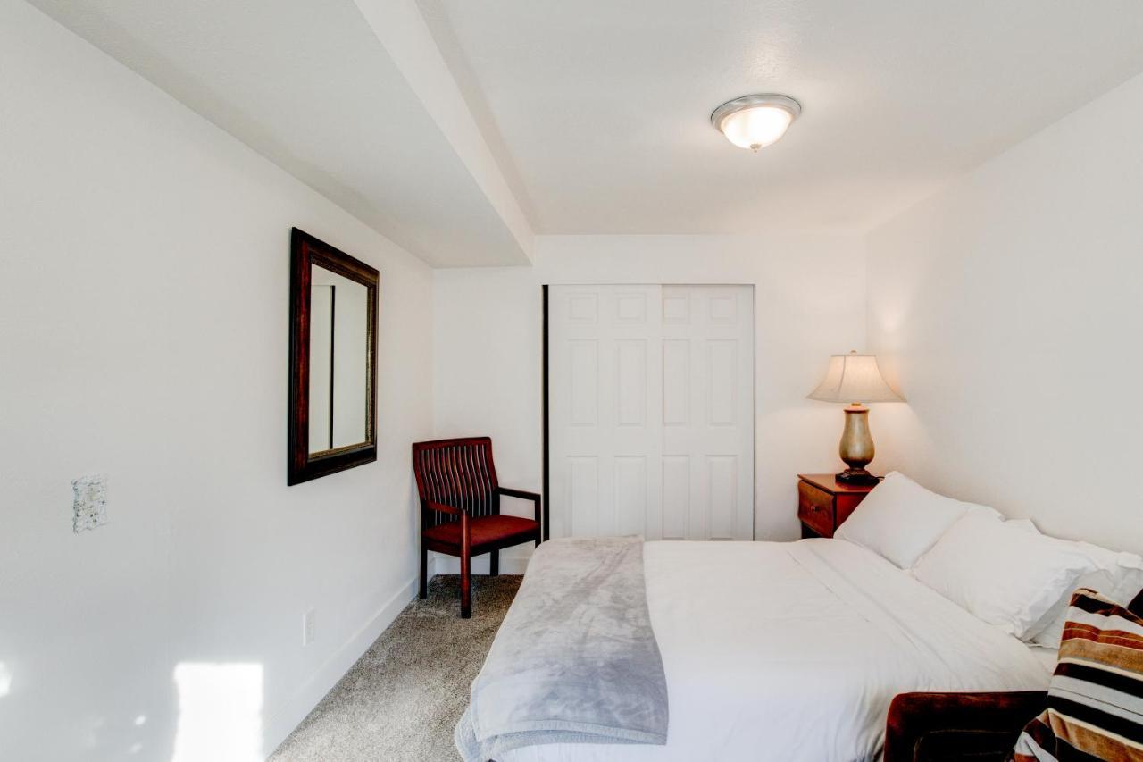 Modern Private Whole Unit 4 Bedroom Guest Suite King Bed Salt Lake City Zewnętrze zdjęcie